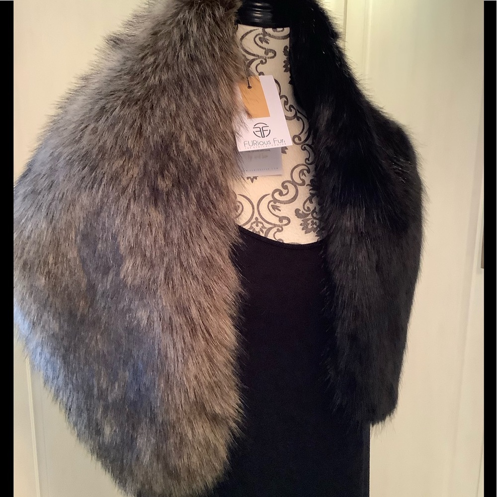 Faux Fur Scarf, NWT, Wolf/Mink